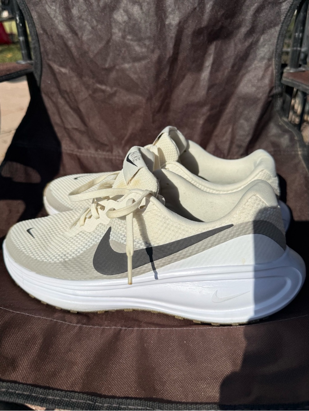 Nike Trainers - Picture 2 of 5